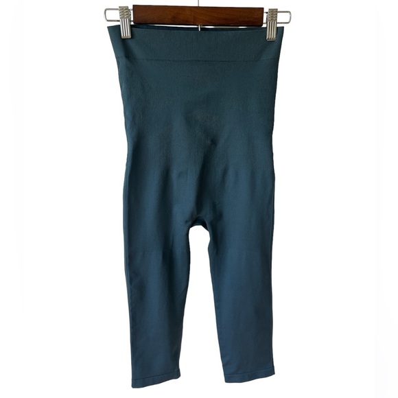 NEW Blanqi Maternity Belly Support Crop Leggings - Picture 5 of 5